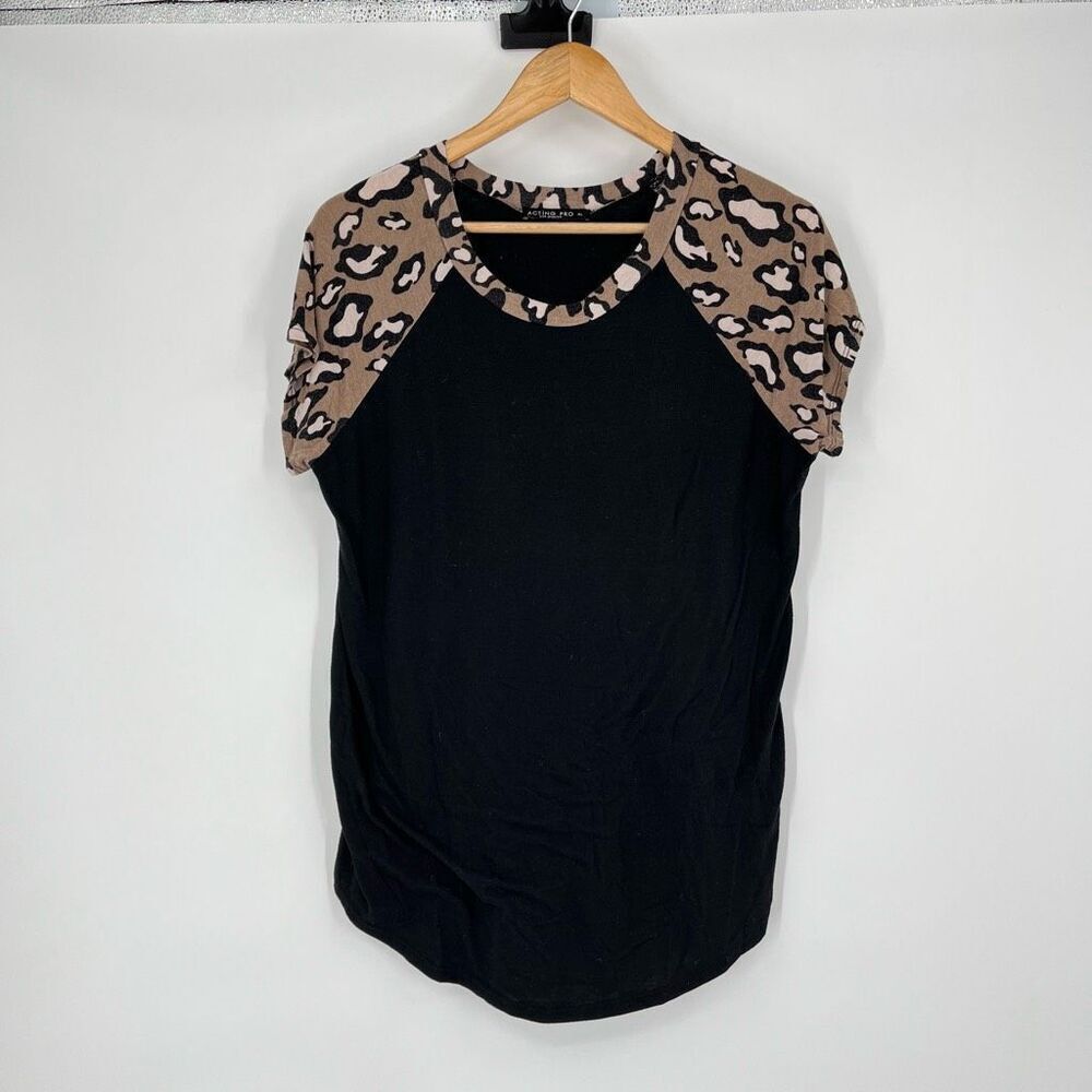 Acting Pro Short Sleeves T-Shirt Leopard Print Raglan Black Tan Womens Size XL